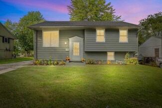 1427 Cinnamon Rd, Fort Wayne, IN 46825