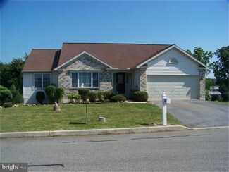108 Quarry View Dr, Morgantown, PA 19543