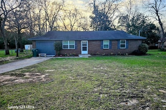 3 Cottonhill Rd, Eufaula, AL 36027