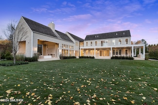351 North St, Greenwich, CT 06830