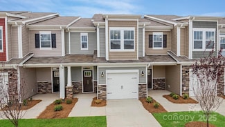 537 Wheatfield Rd, Fletcher, NC 28732