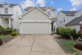 425 Summit Place Ct, Fenton, MO 63026
