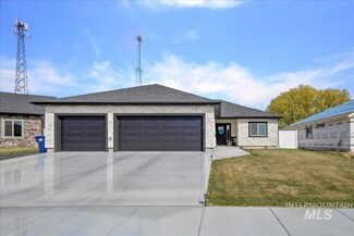 1512 Bird Farm Dr, Jerome, ID 83338