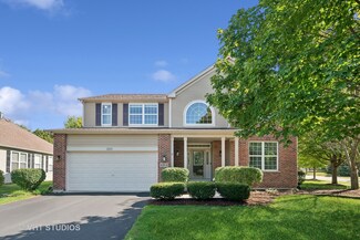 1211 Mcdole Dr, Sugar Grove, IL 60554