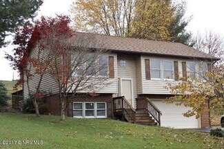 106 Huffman Dr, Pearisburg, VA 24134