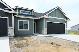 2412 NE 6th St, Grimes, IA 50111