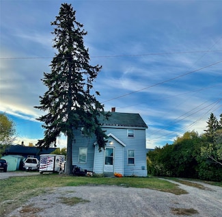 824 8th St W, Kalispell, MT 59901