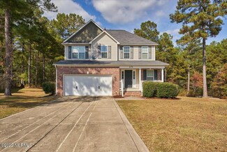 475 Basket Oak Dr, Bunnlevel, NC 28323