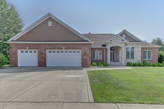 1692 Kleven Ln, Crown Point, IN 46307
