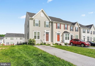 179 Norwood Dr, Falling Waters, WV 25419