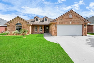 204 Audubon Woods Ct, Richwood, TX 77531