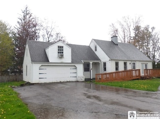14 Stoneman Ave, Lakewood, NY 14750
