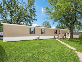 10610 E State Route 762 Unit 74B, Lockbourne, OH 43137