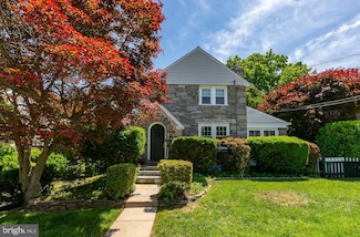 55 Lindbergh Ave, Broomall, PA 19008