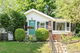 6451 Odell St, Saint Louis, MO 63139