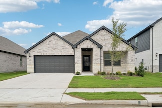 913 Lily Ln, Lavon, TX 75166