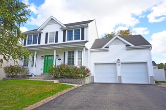 148 10th Ave, Manchester, NJ 08759