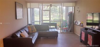 9420 Tangerine Place Unit 102, Davie, FL 33324