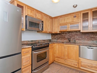 59 Warren St Unit 1, Charlestown, MA 02129