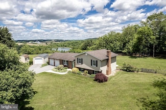821 Lucabaugh Mill Rd, Westminster, MD 21157