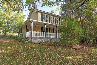 288 Linnwood Rd, Eighty Four, PA 15330