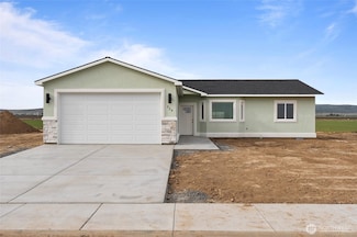 729 P St NE, Quincy, WA 98848