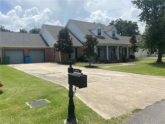 239 Beaupre Dr, Luling, LA 70070