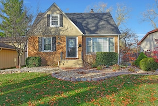 120 S Rohlwing Rd, Palatine, IL 60074