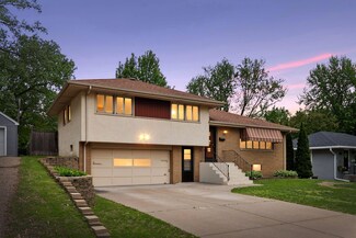 3430 Xenia Ave N, Minneapolis, MN 55422