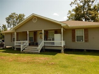 8079 Highway 101, Iowa, LA 70647