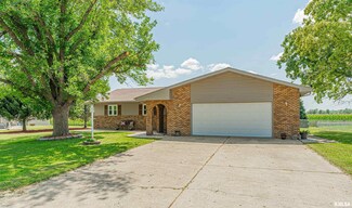 5 Lamplighter Cir, Mount Pulaski, IL 62548