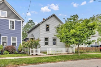 1918 W 52nd St, Cleveland, OH 44102