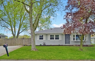 748 Timberline Pkwy, Valparaiso, IN 46385