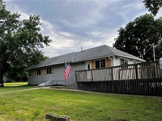 511 S Kalida St, Yates Center, KS 66783