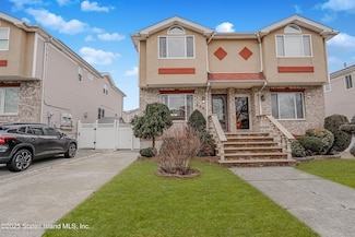 538 Eltingville Blvd, Staten Island, NY 10312