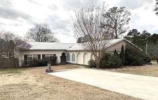 1602 Douglas St SE, Cullman, AL 35055