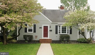 144 Moore Ave, Barrington, NJ 08007