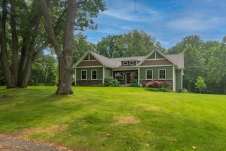 10016 Oshtemo Ct, Kalamazoo, MI 49009