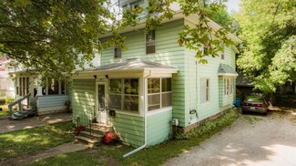 200 S Fairview Ave, Lansing, MI 48912
