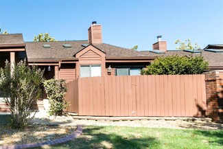2112 Avignon Dr Unit G, Saint Charles, MO 63303