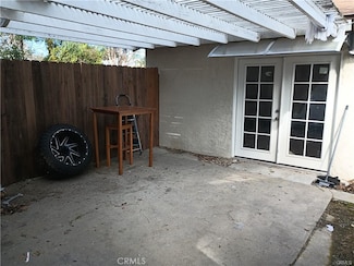 22441 Saticoy St, Los Angeles, CA 91307