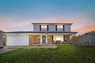 4849 Heatherton Dr, Columbus, OH 43229