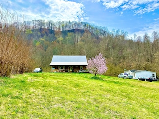 276 Vermont Dr, Gate City, VA 24251