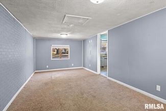 316 S Curtis St, Edinburg, IL 62531