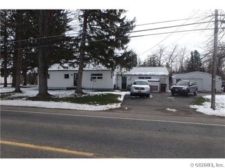 6480 E Port Bay Rd, Wolcott, NY 14590