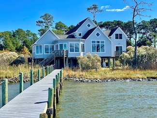 5108 Wildcat Ln, Chincoteague Island, VA 23336