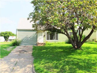 2822 E Mossman St, Wichita, KS 67214