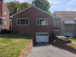 4 Mary Lue Dr, Pittsburgh, PA 15223