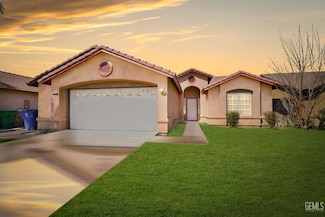 2810 Flint Hills Dr, Bakersfield, CA 93313