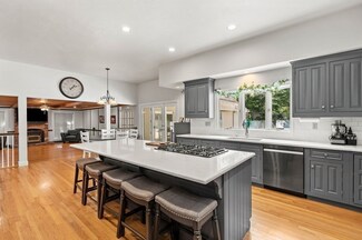 3 Burnham Ln, Danvers, MA 01923